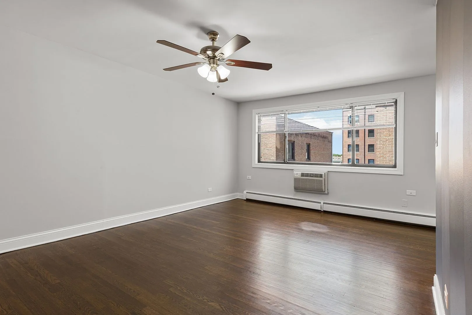 6029 N Winthrop Ave, , 60660, USA 60660-unit#506-Chicago-IL