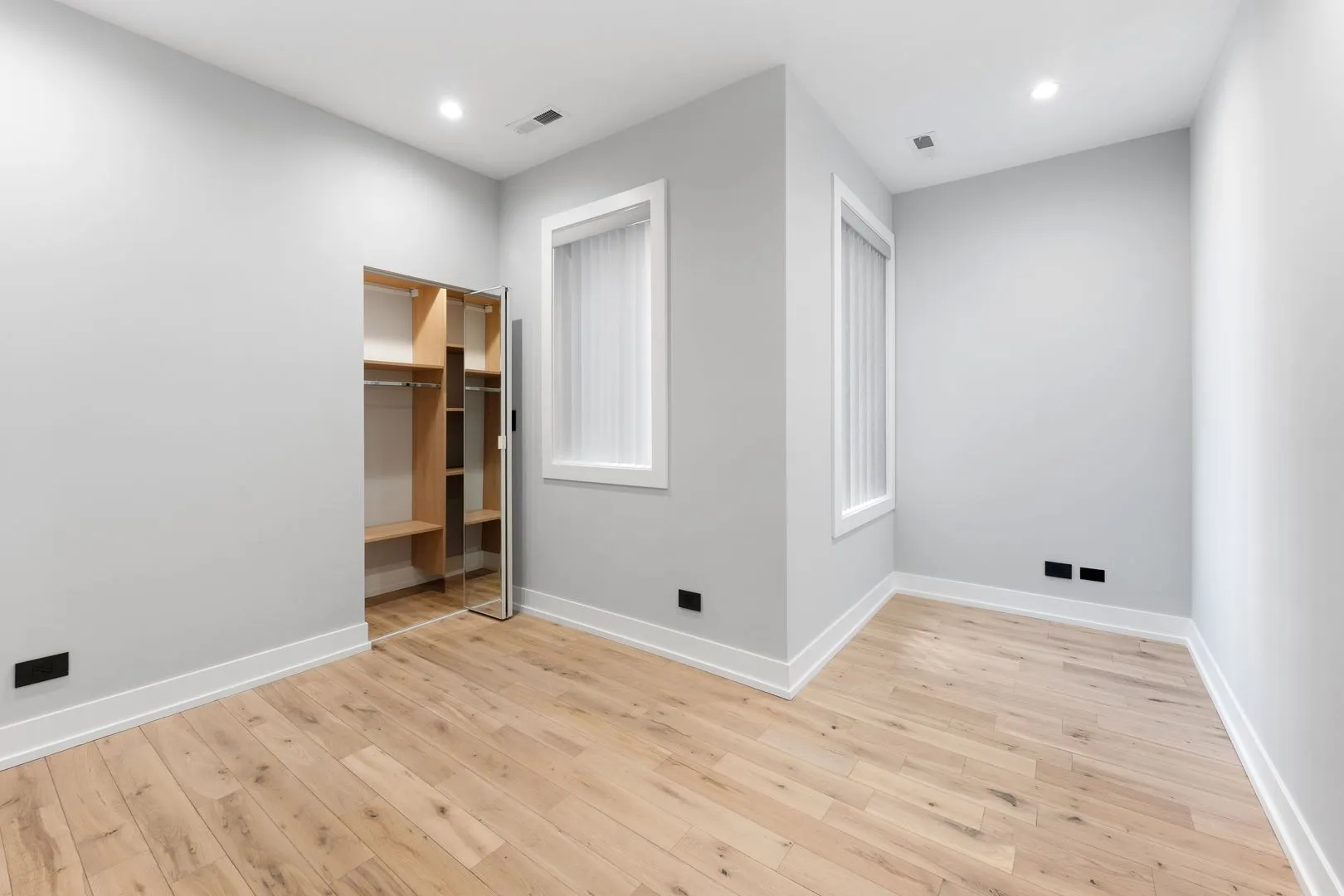 7726 N Eastlake Terrace, , 60626, USA 60626-unit#2-Chicago-IL