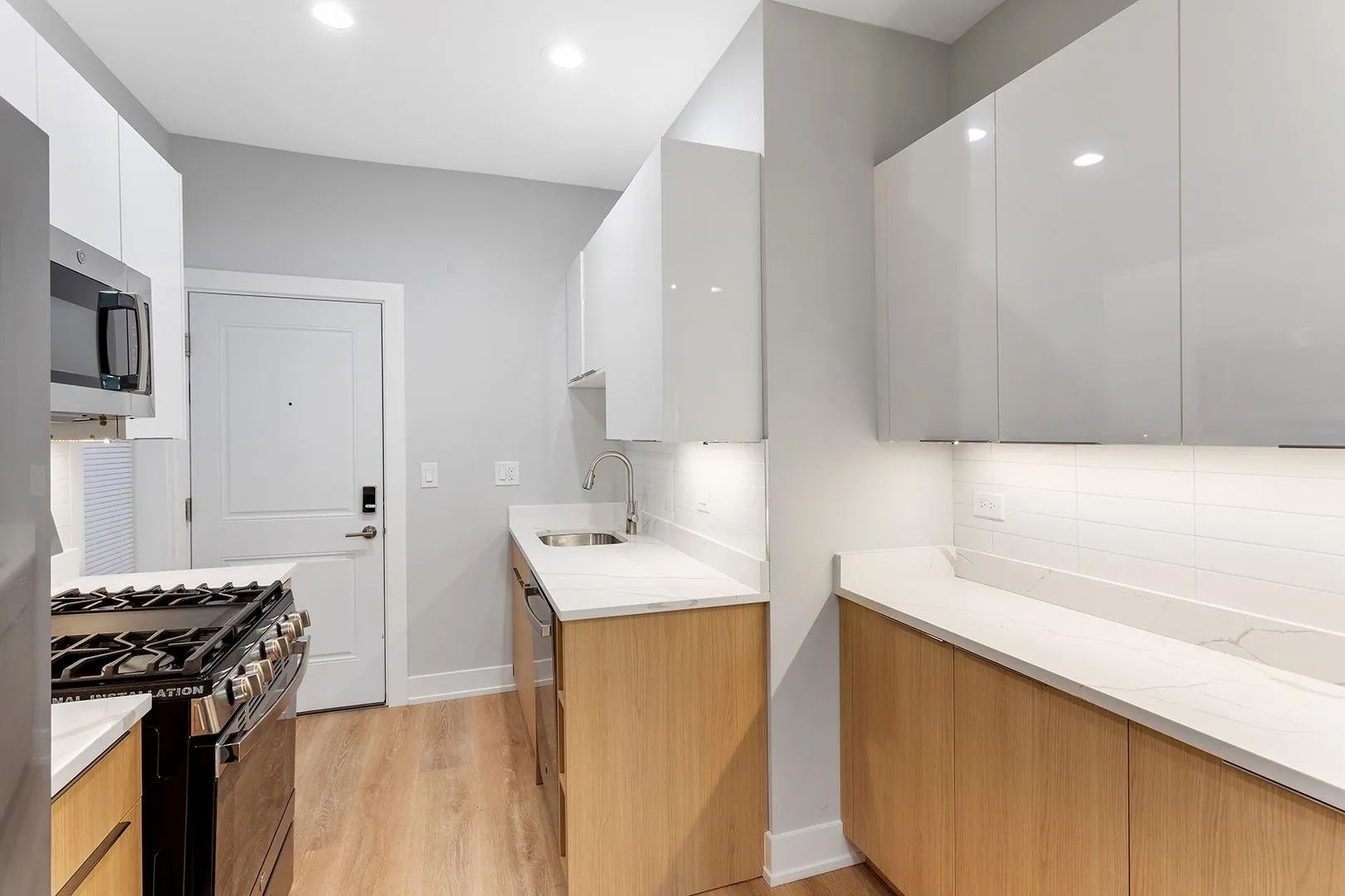 1902 W Morse Ave, ,  60626, USA 60626-unit#1-Chicago-IL