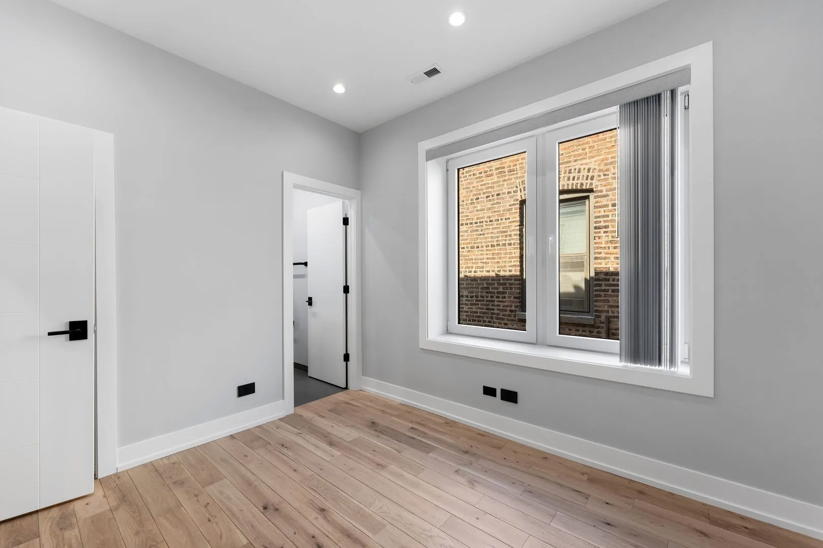 7726 N Eastlake Terrace, , 60626, USA 60626-unit#2-Chicago-IL