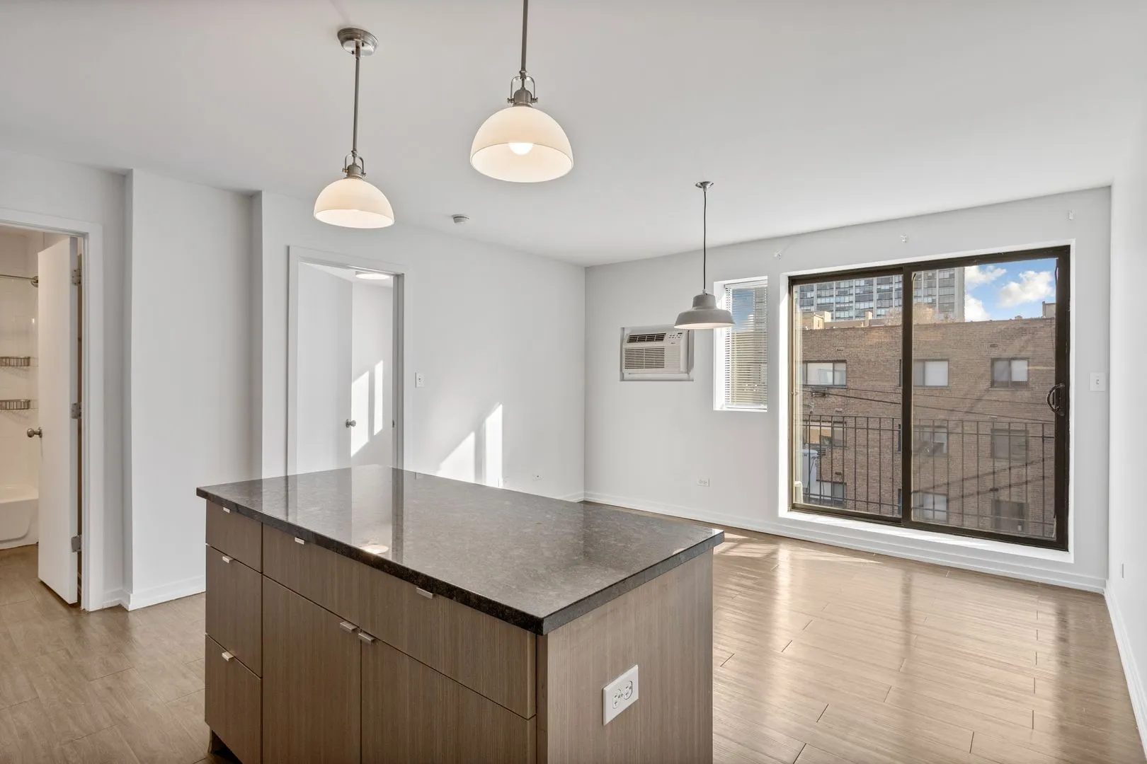 5411 N Winthrop Ave, ,  60640, USA 60640-unit#224-Chicago-IL