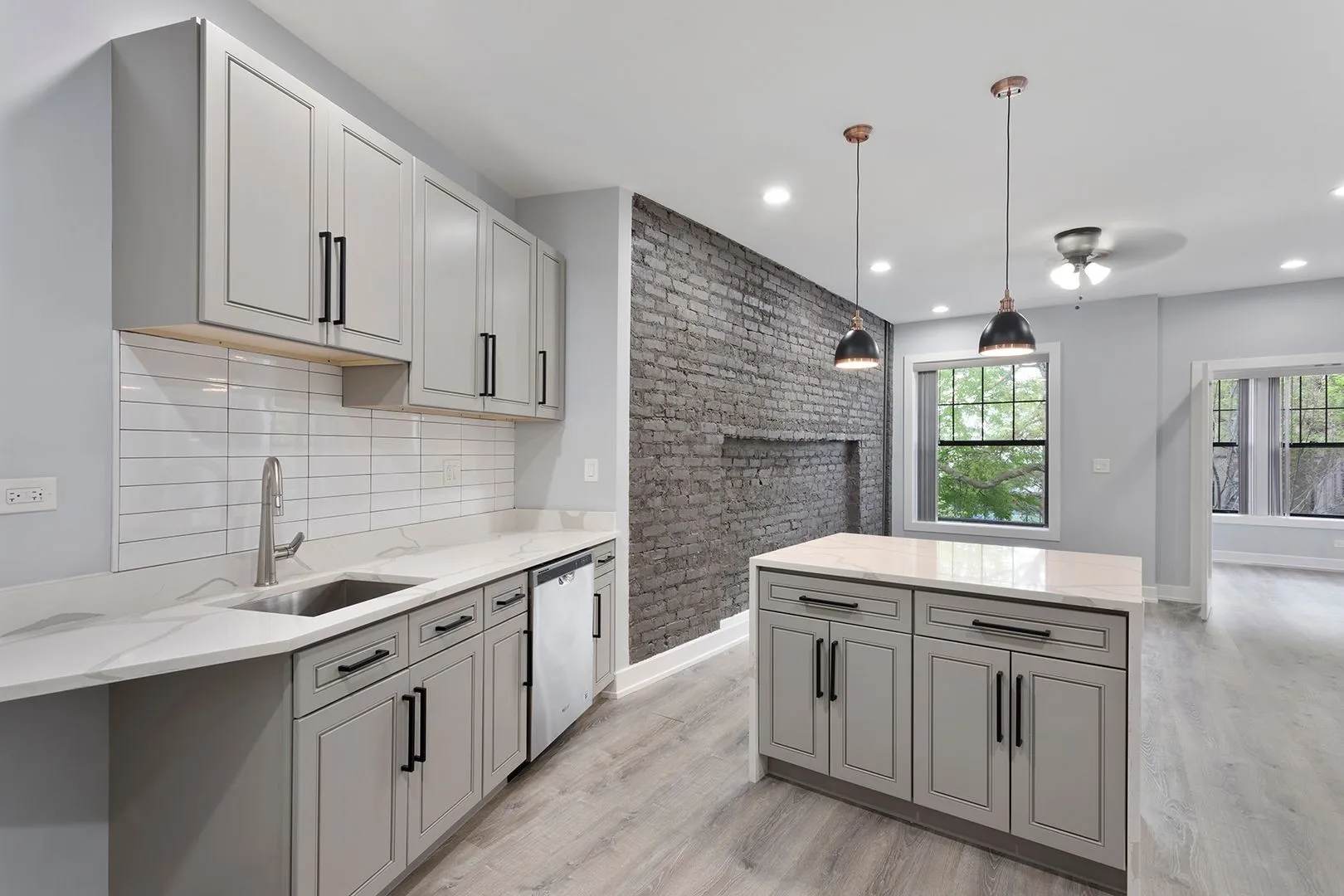 7644 N Eastlake Terrace, ,  60626, USA 60626-unit#1-Chicago-IL