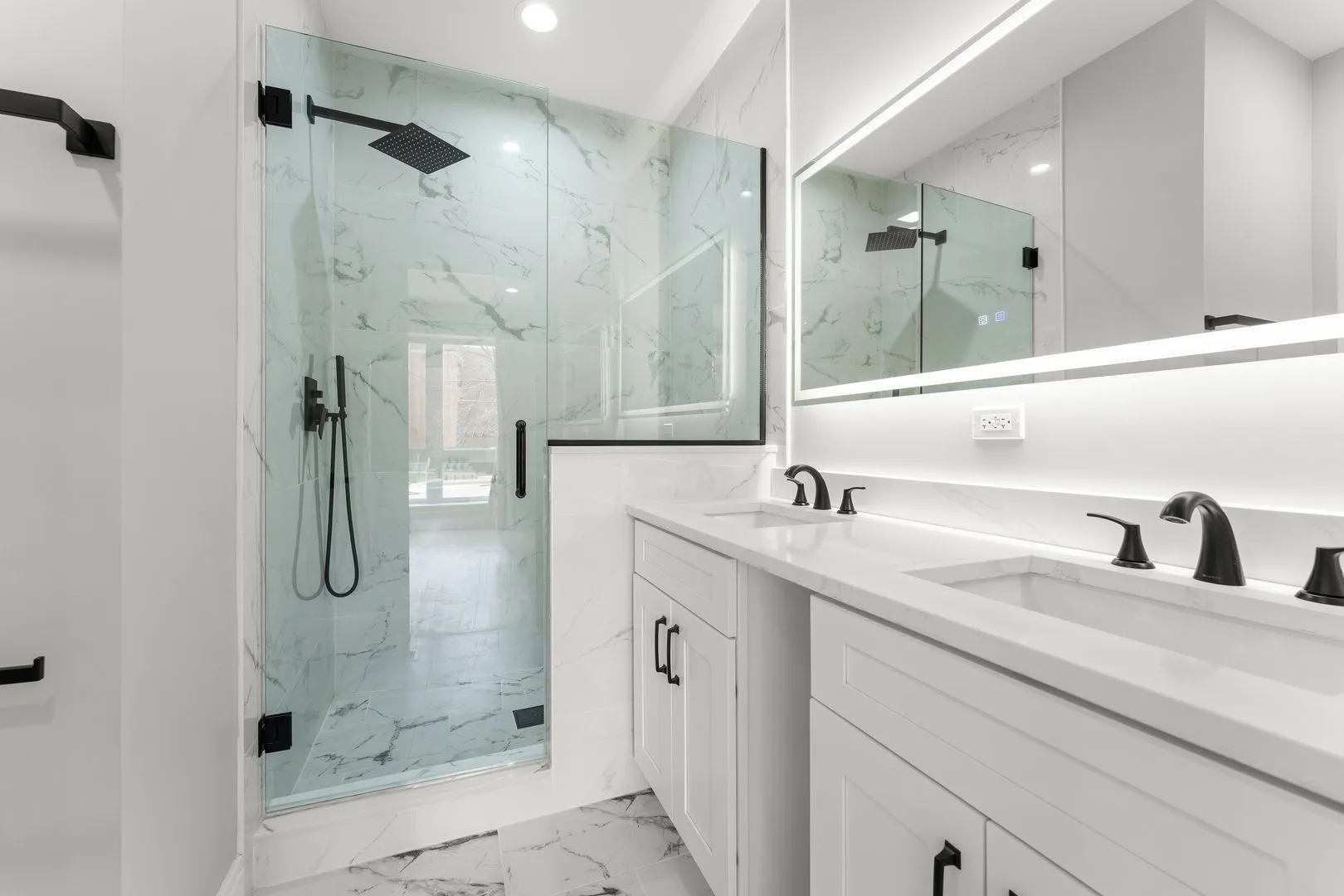 7428 N Rogers Ave, ,  60626, USA 60626-unit#1E-Chicago-IL
