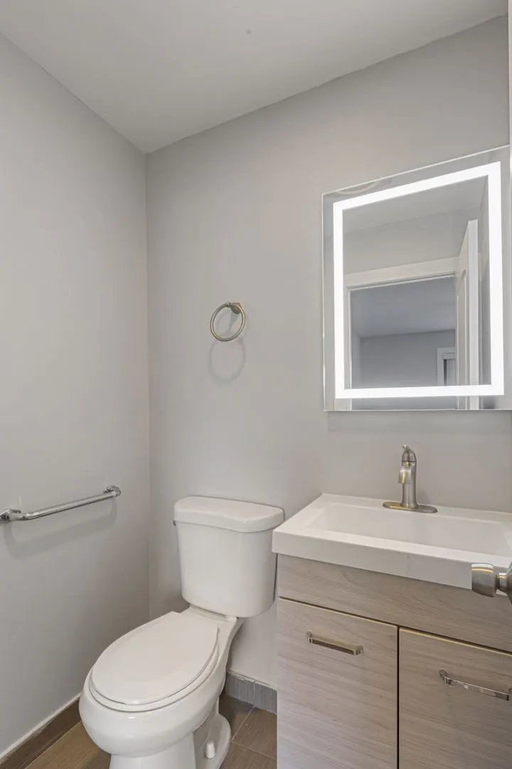 7545 N Winchester Ave, ,  60626, USA 60626-unit#306-Chicago-IL