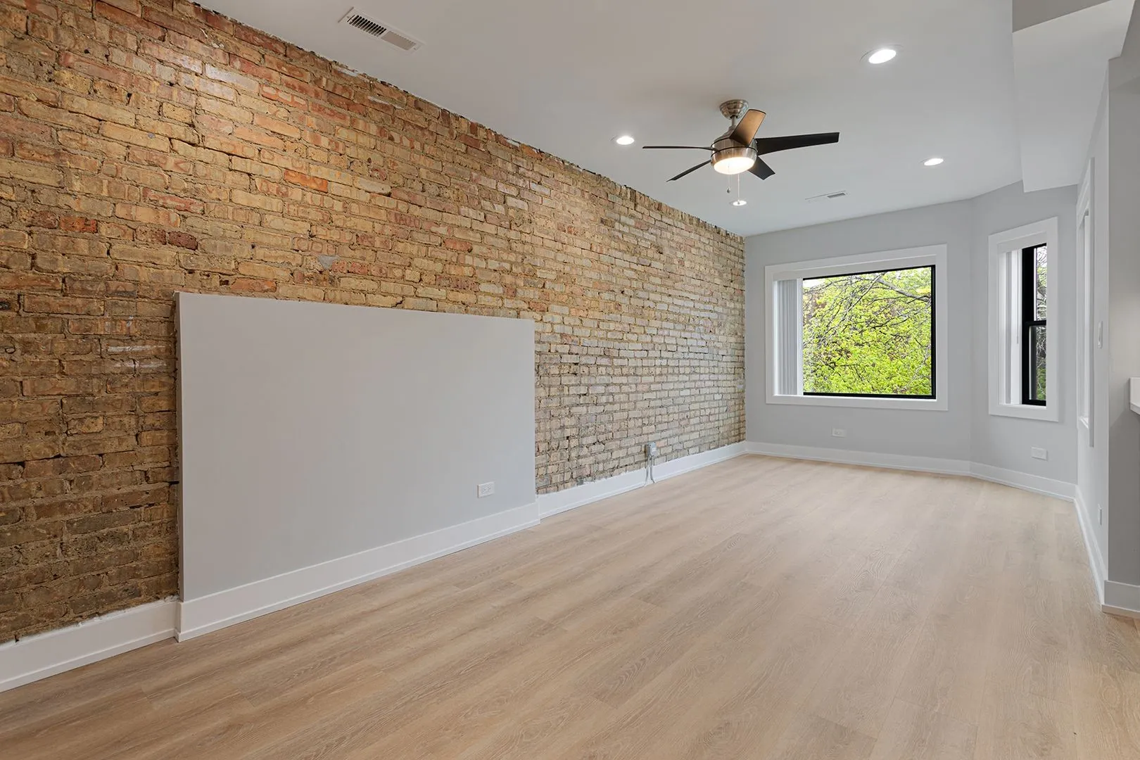 1558 W Juneway Terrace, , 60626, USA 60626-unit#1N-Chicago-IL