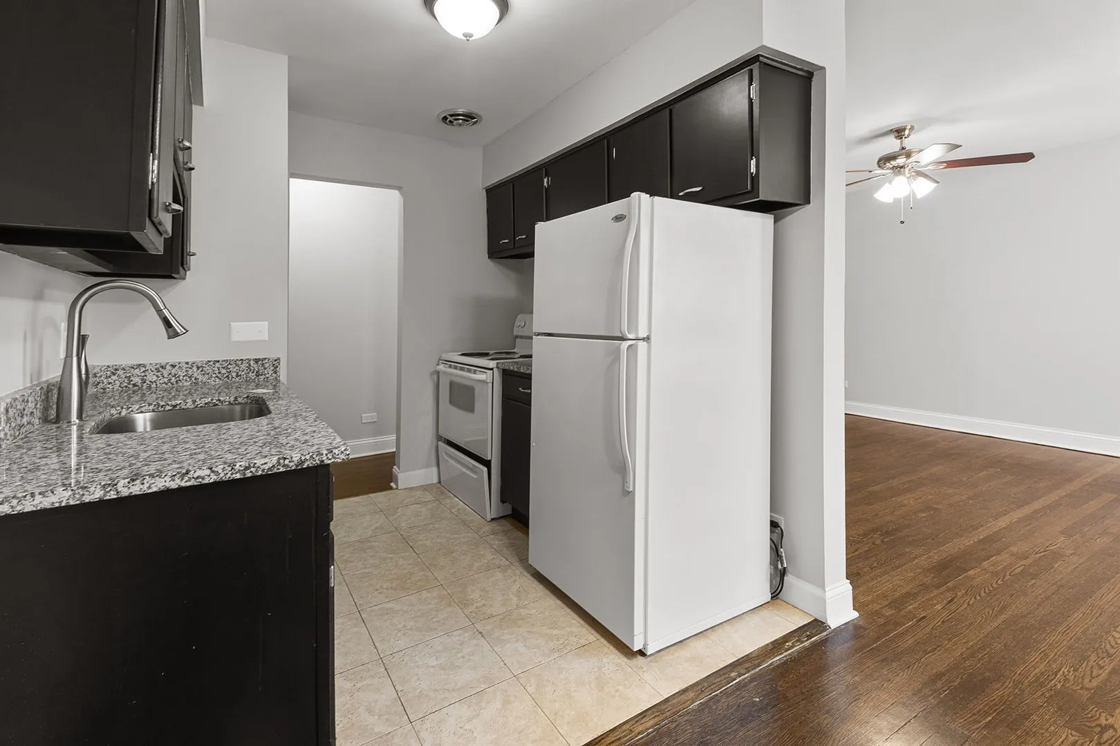 6029 N Winthrop Ave, , 60660, USA 60660-unit#506-Chicago-IL