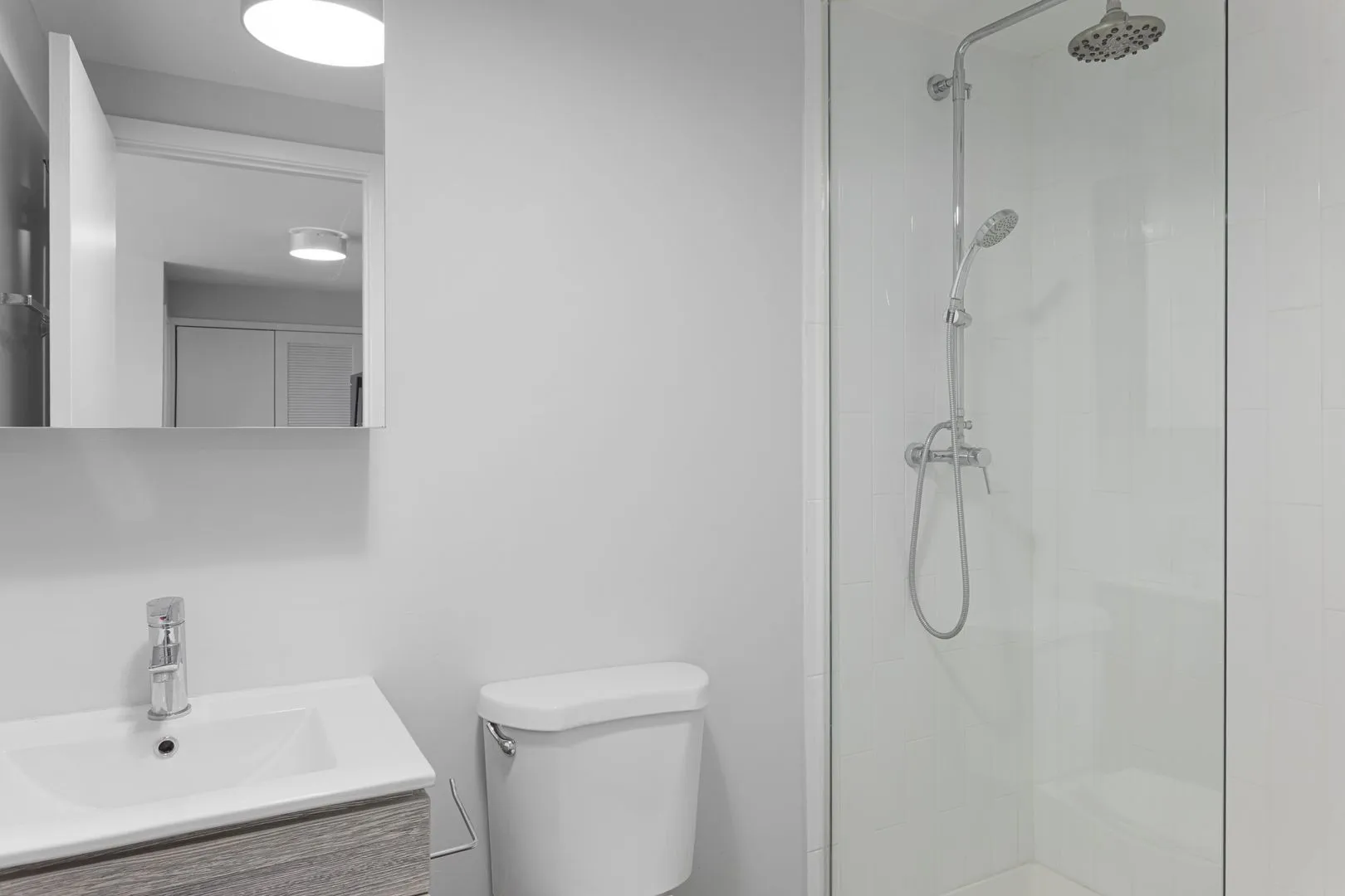 6134 N Kenmore Ave, , 60660, USA 60660-unit#402-Chicago-IL