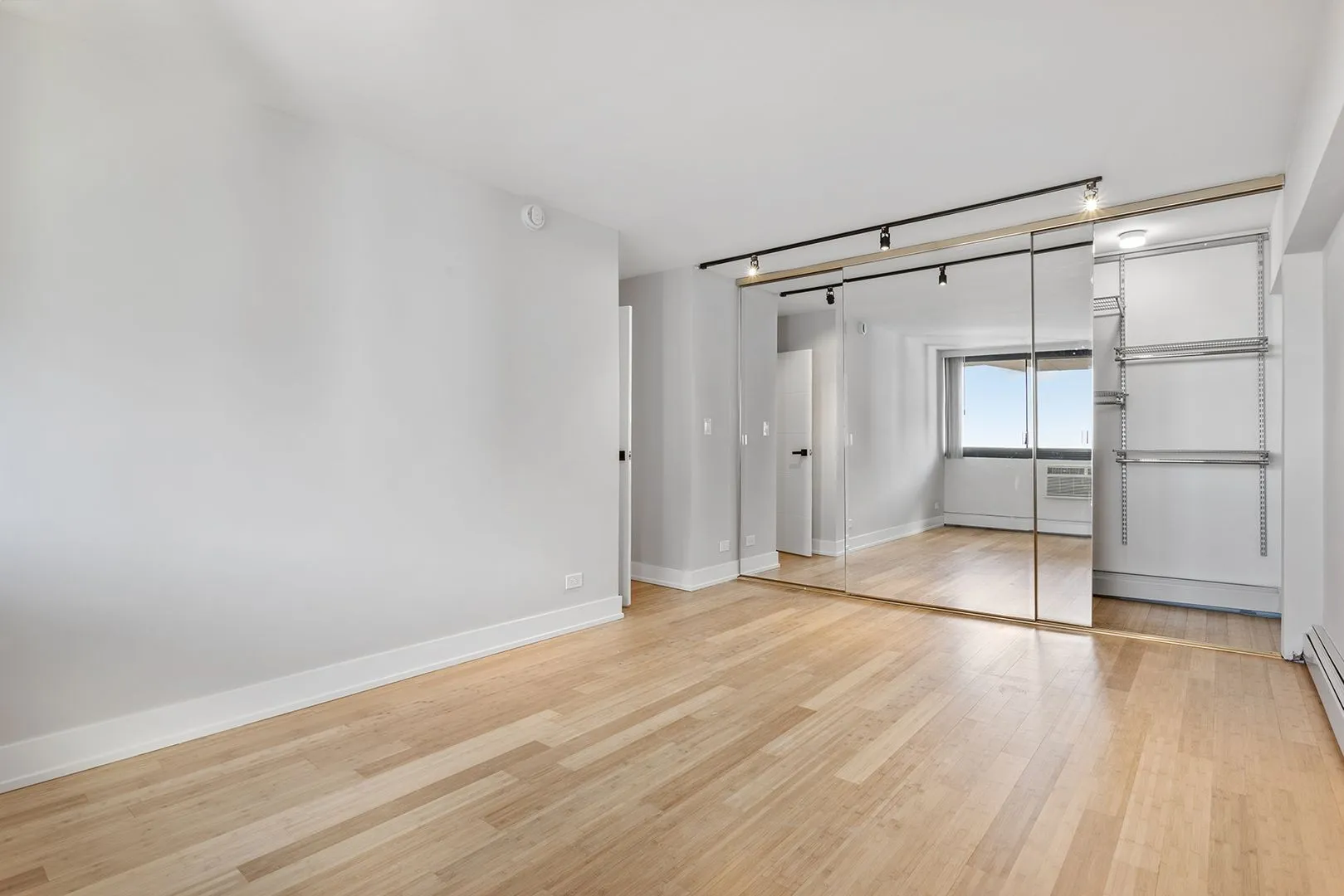 6166 N Sheridan Rd, ,  60660, USA 60660-unit#10H-Chicago-IL