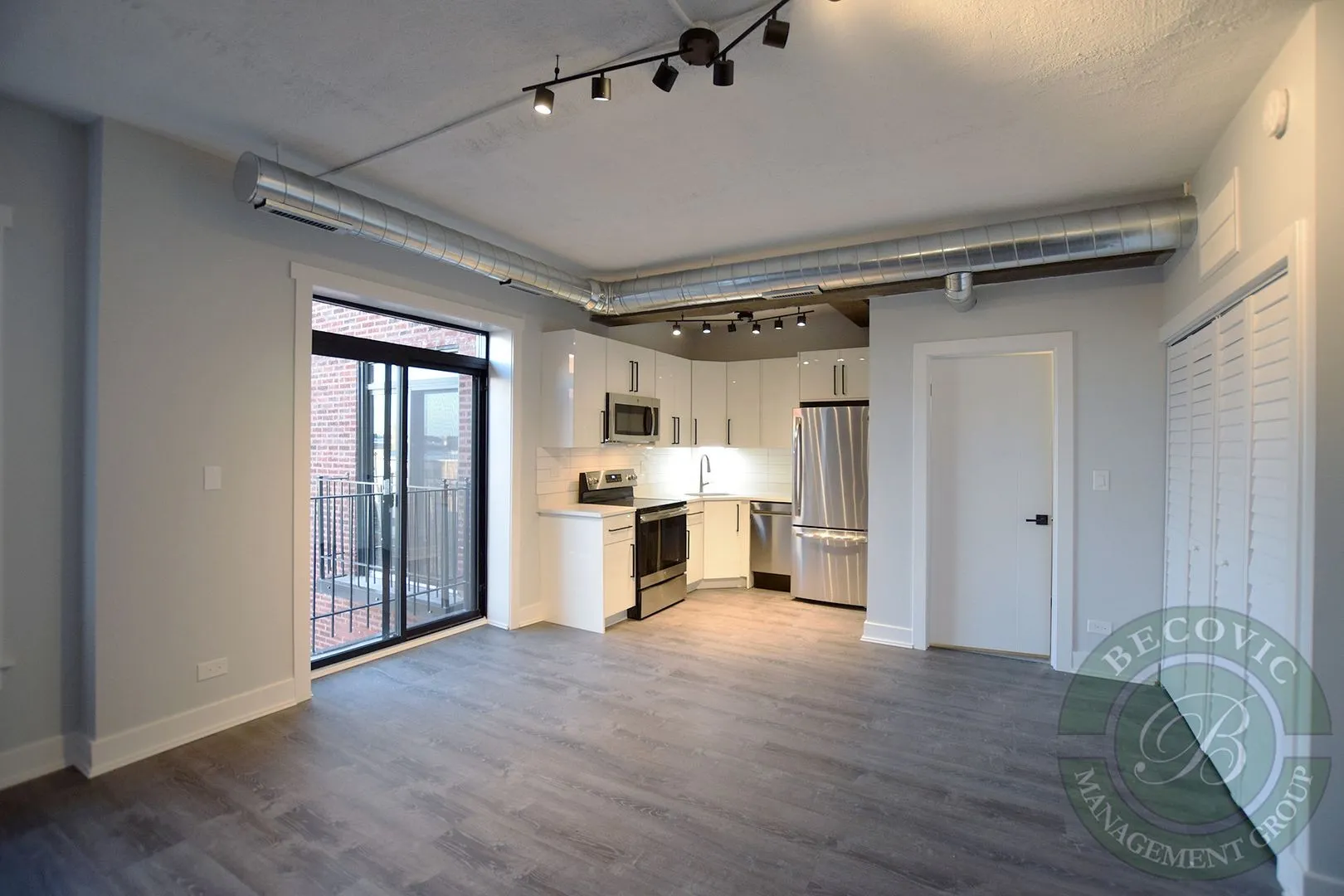 7645 N Sheridan Rd, ,  60626, USA 60626-unit#311-Chicago-IL