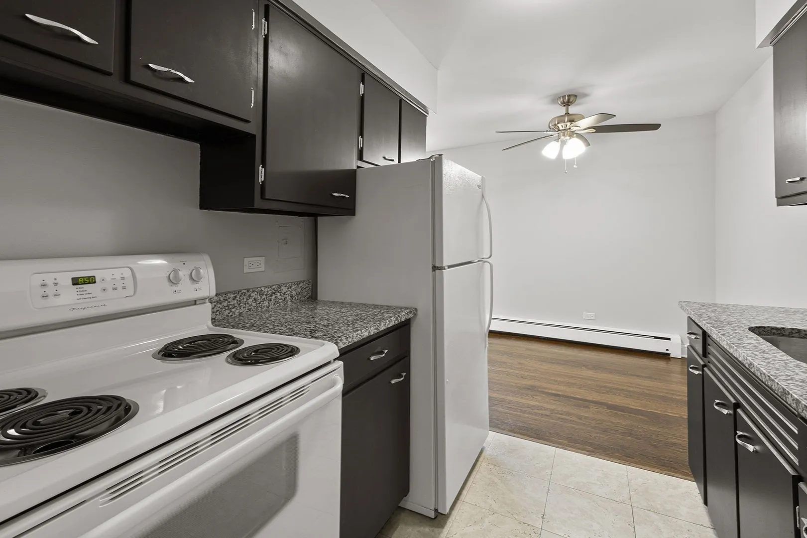 6029 N Winthrop Ave, , 60660, USA 60660-unit#506-Chicago-IL