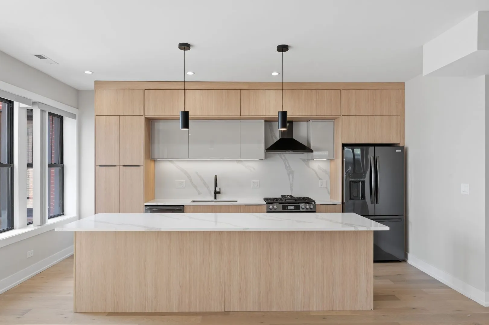 7518 N Eastlake Terrace, ,  60626, USA 60626-unit#2-Chicago-IL