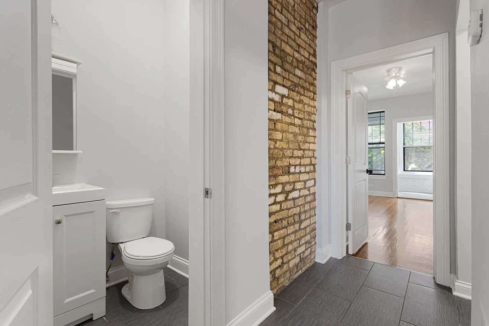 1638 W Jonquil Terrace, ,  60626, USA 60626-unit#2-Chicago-IL