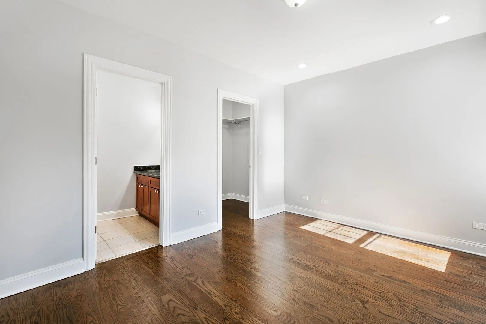 7724 N Ashland Ave, , 60626, USA 60626-unit#F3-Chicago-IL