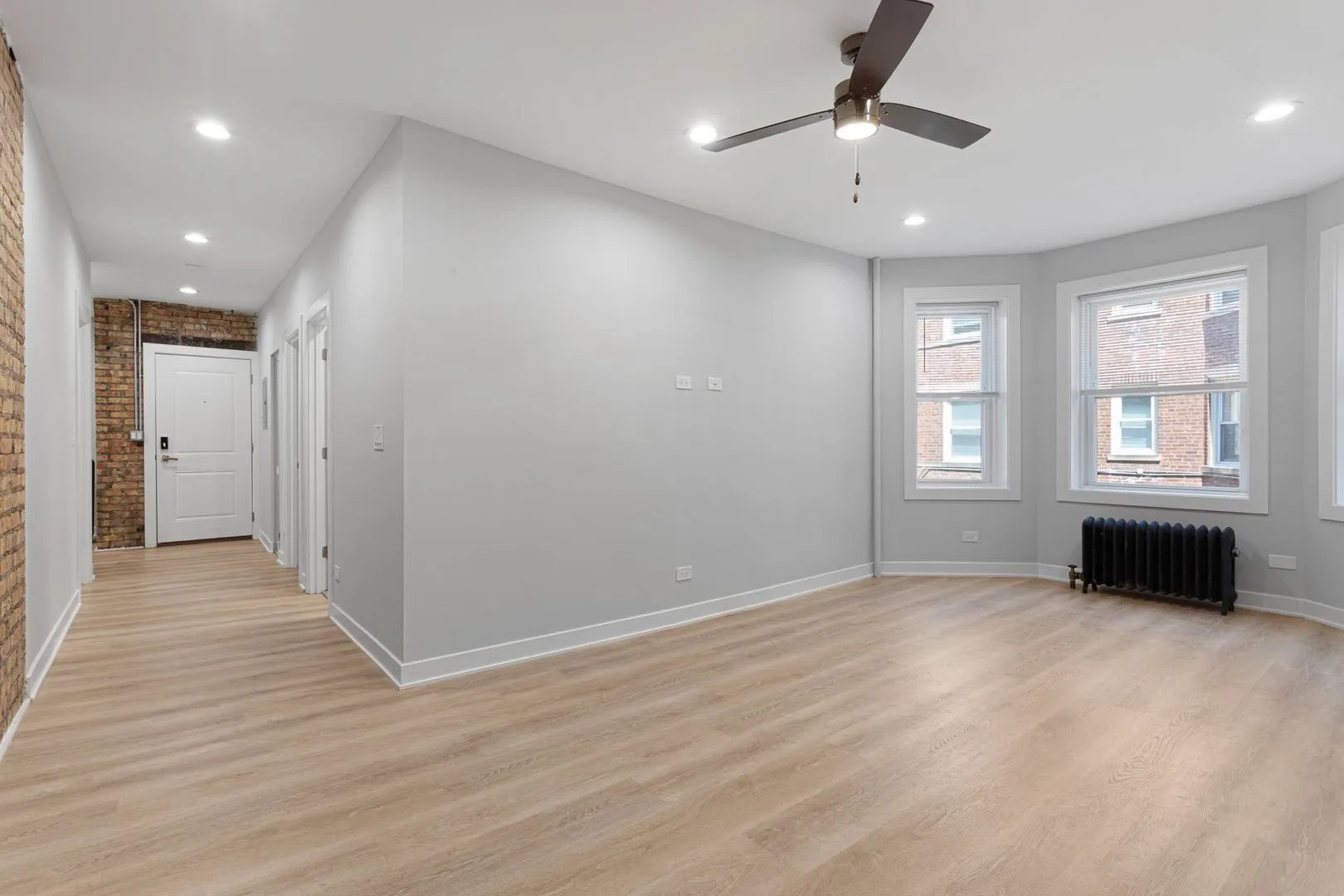 7381 N Damen Ave, ,  60645, USA 60645-unit#3E-Chicago-IL