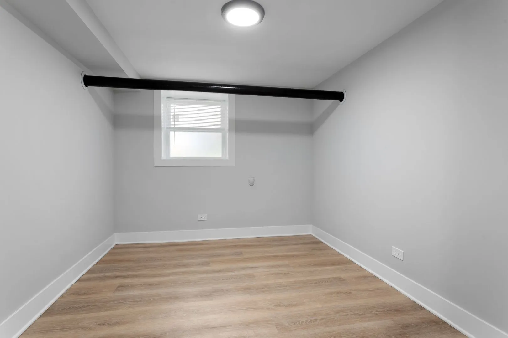 7600 N Sheridan Rd, ,  60626, USA 60626-unit#B1N-Chicago-IL