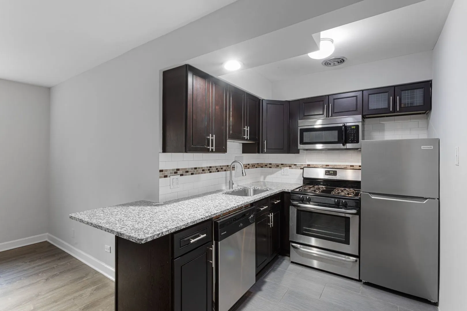 6201 N Kenmore Ave, , 60660, USA 60660-unit#207-Chicago-IL