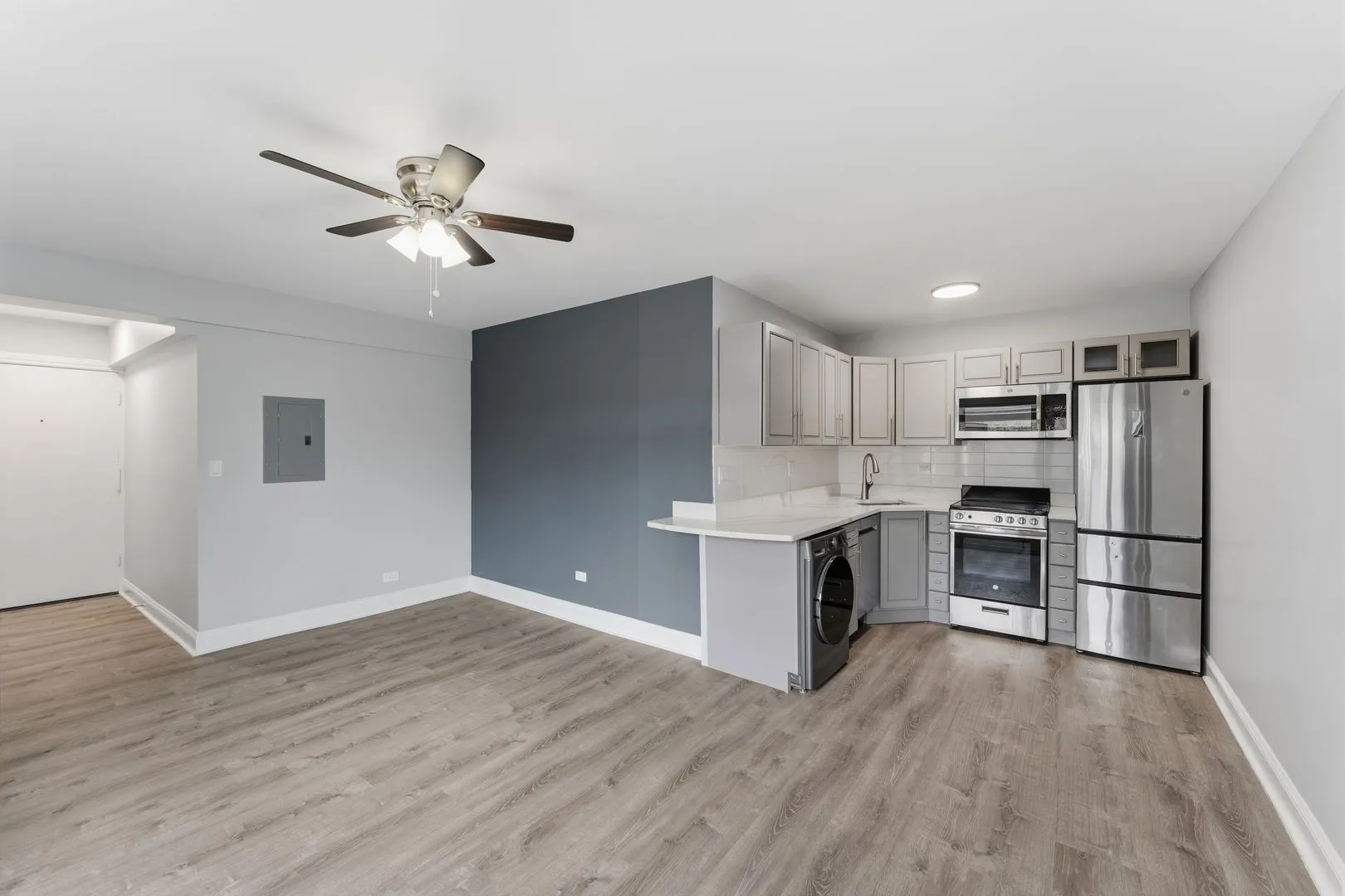 7710 N Sheridan Rd, ,  60626, USA 60626-unit#401-Chicago-IL