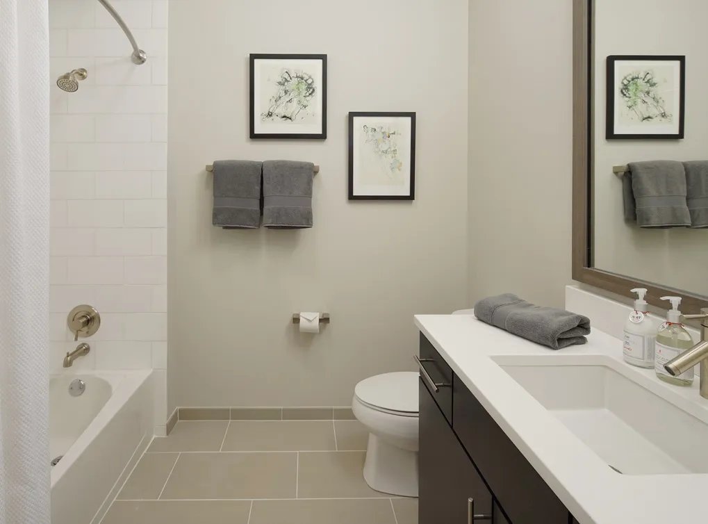 71 W Hubbard St, , 60654, USA 60654-unit#1/1 + DEN-Chicago-IL