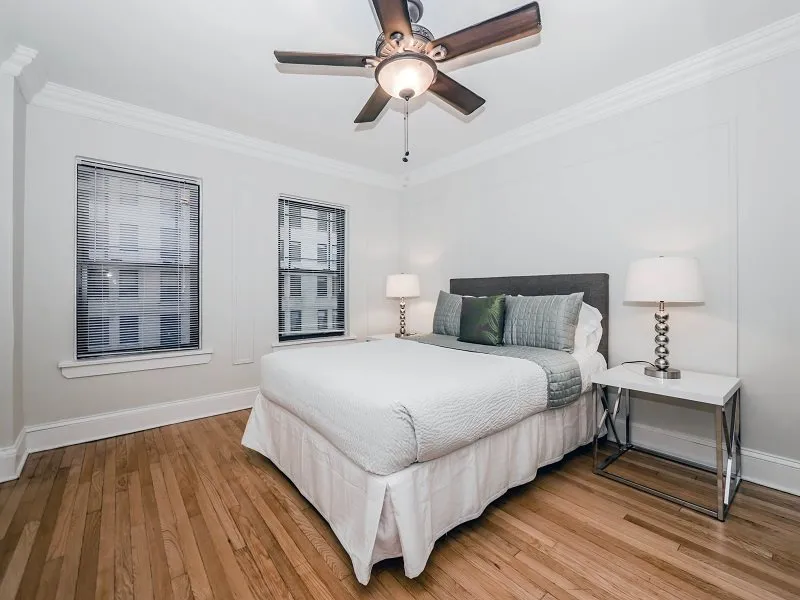 215 E Chestnut St, , 60611, USA 60611-unit#2/2-Chicago-IL