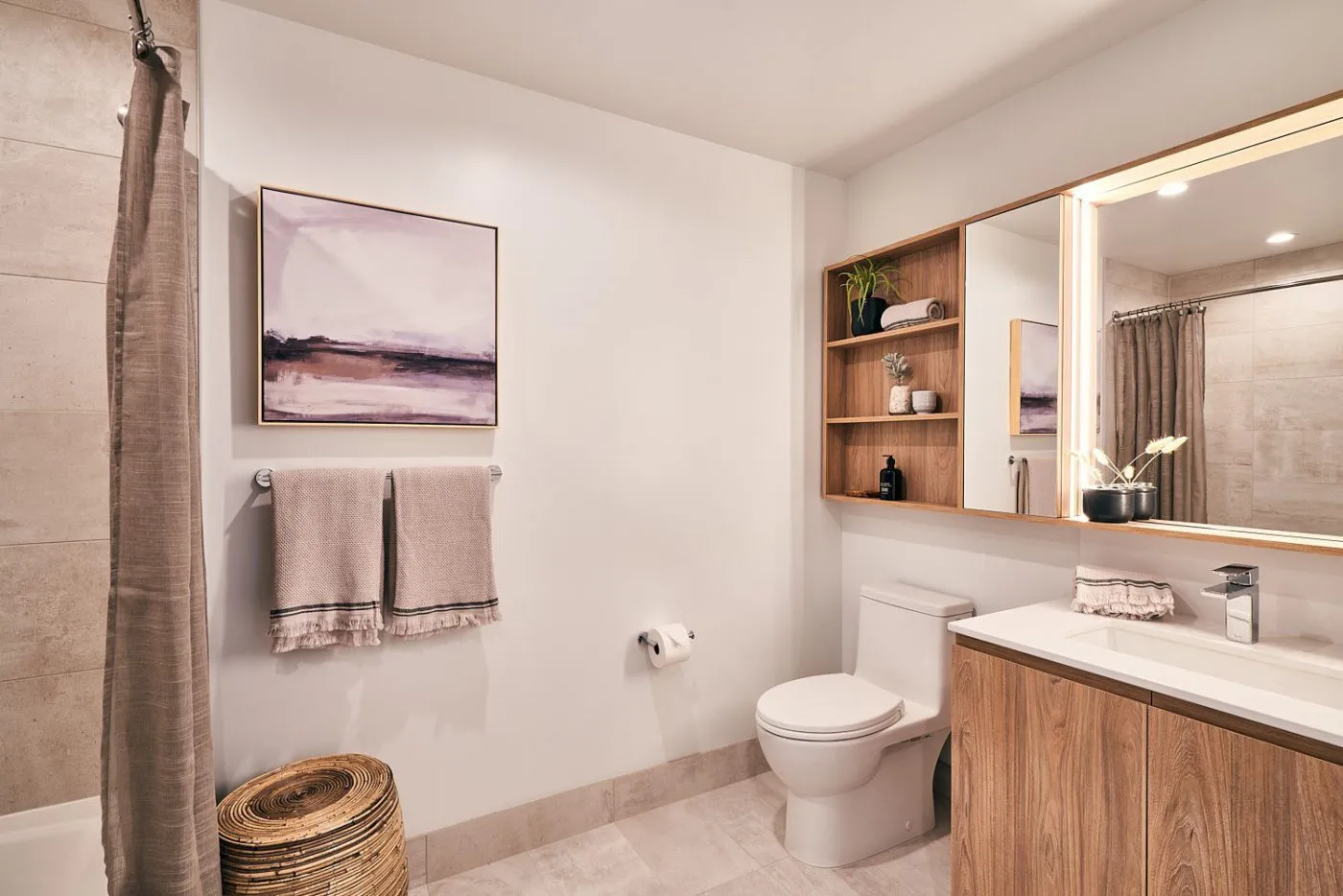 228 W Hill St, , 60610, USA 60610-unit#2/2.5 TOWNHOME-Chicago-IL