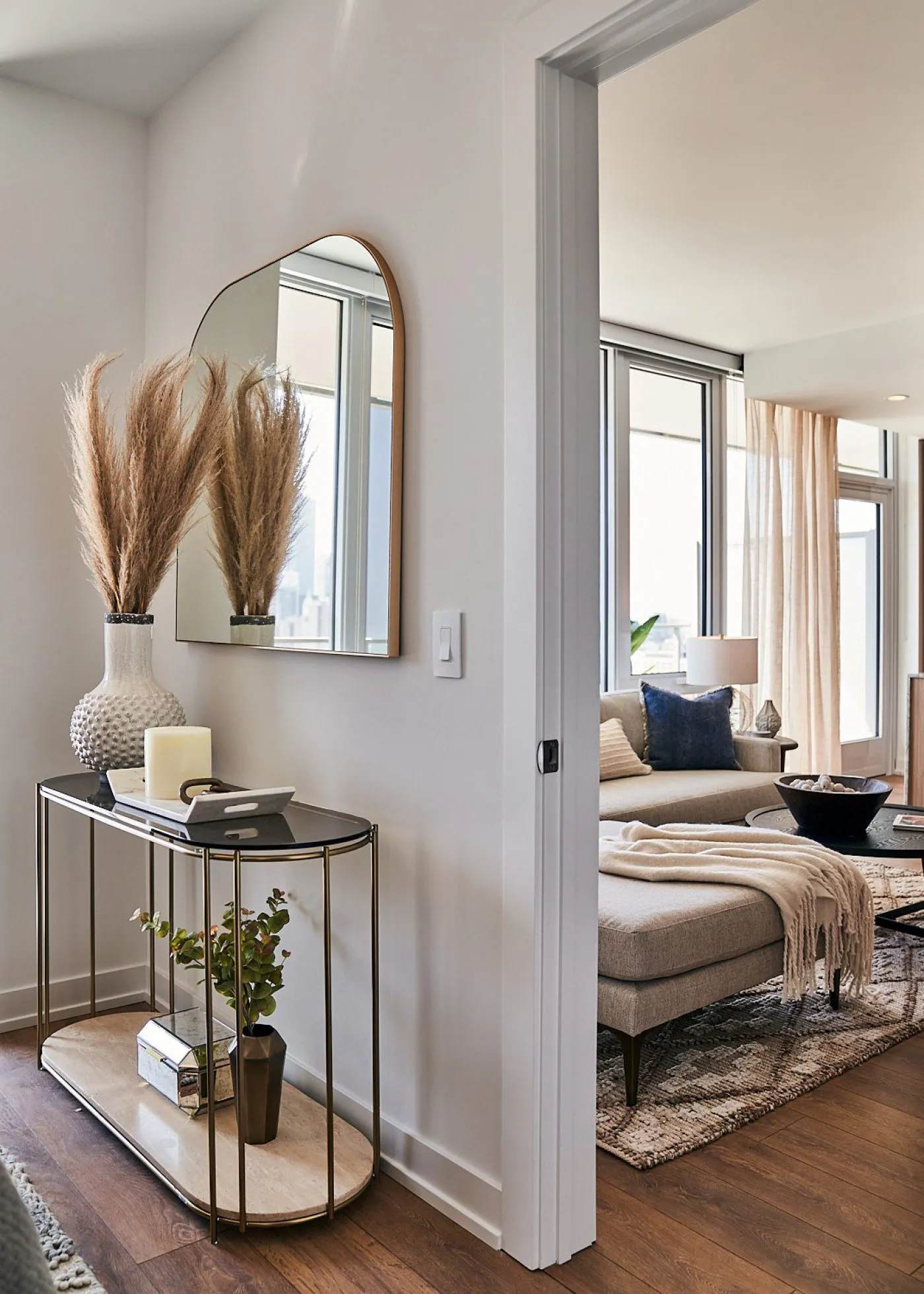 228 W Hill St, , 60610, USA 60610-unit#2/2.5 TOWNHOME-Chicago-IL
