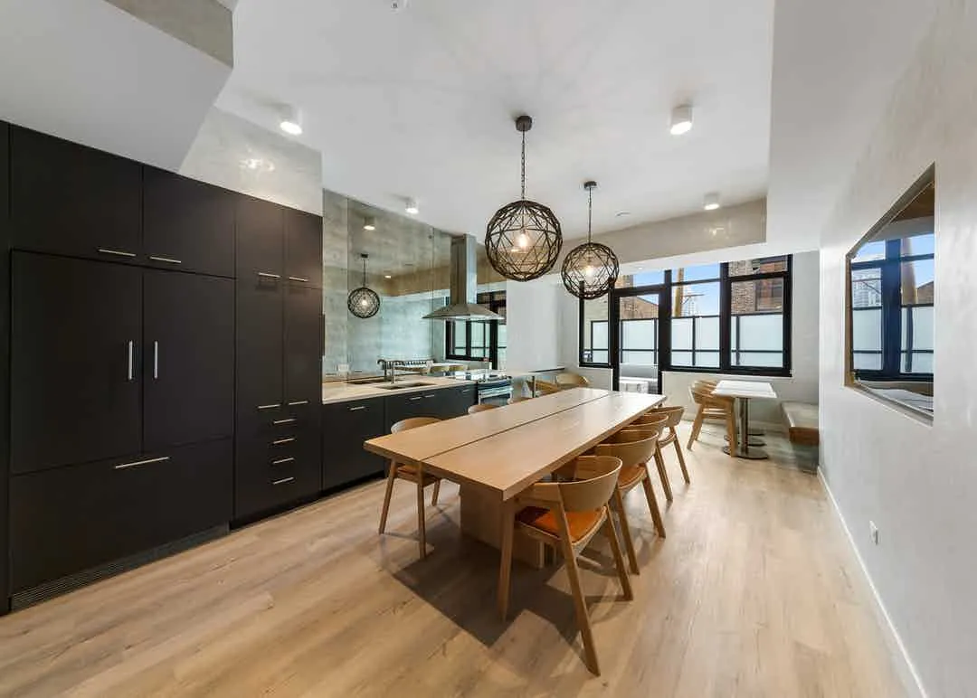 808 N Wells St, ,  60610, USA 60610-unit#CONVERTIBLE-Chicago-IL