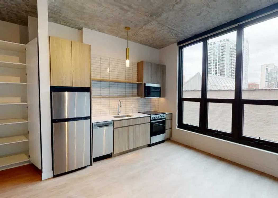 808 N Wells St, , 60610, USA 60610-unit#CONVERTIBLE-Chicago-IL