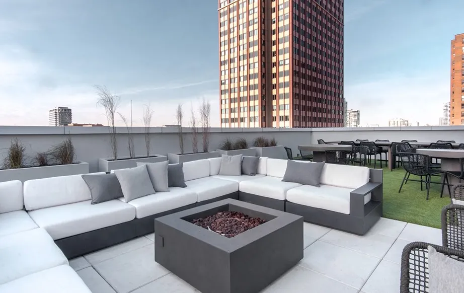 108 W  Ave, ,  60654, USA 60654-unit#2/2-Chicago-IL