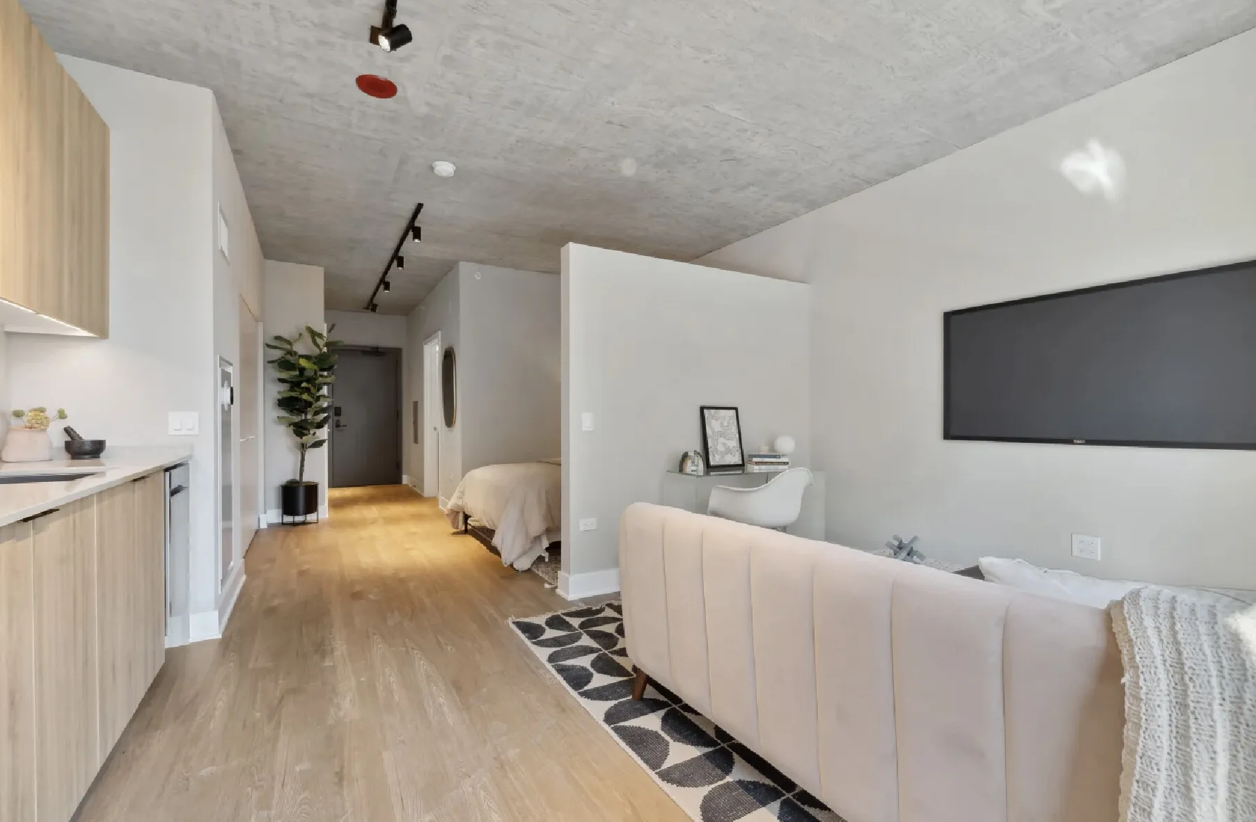 1044 W Van Buren St, ,  60607, USA 60607-unit#CONVERTIBLE-Chicago-IL