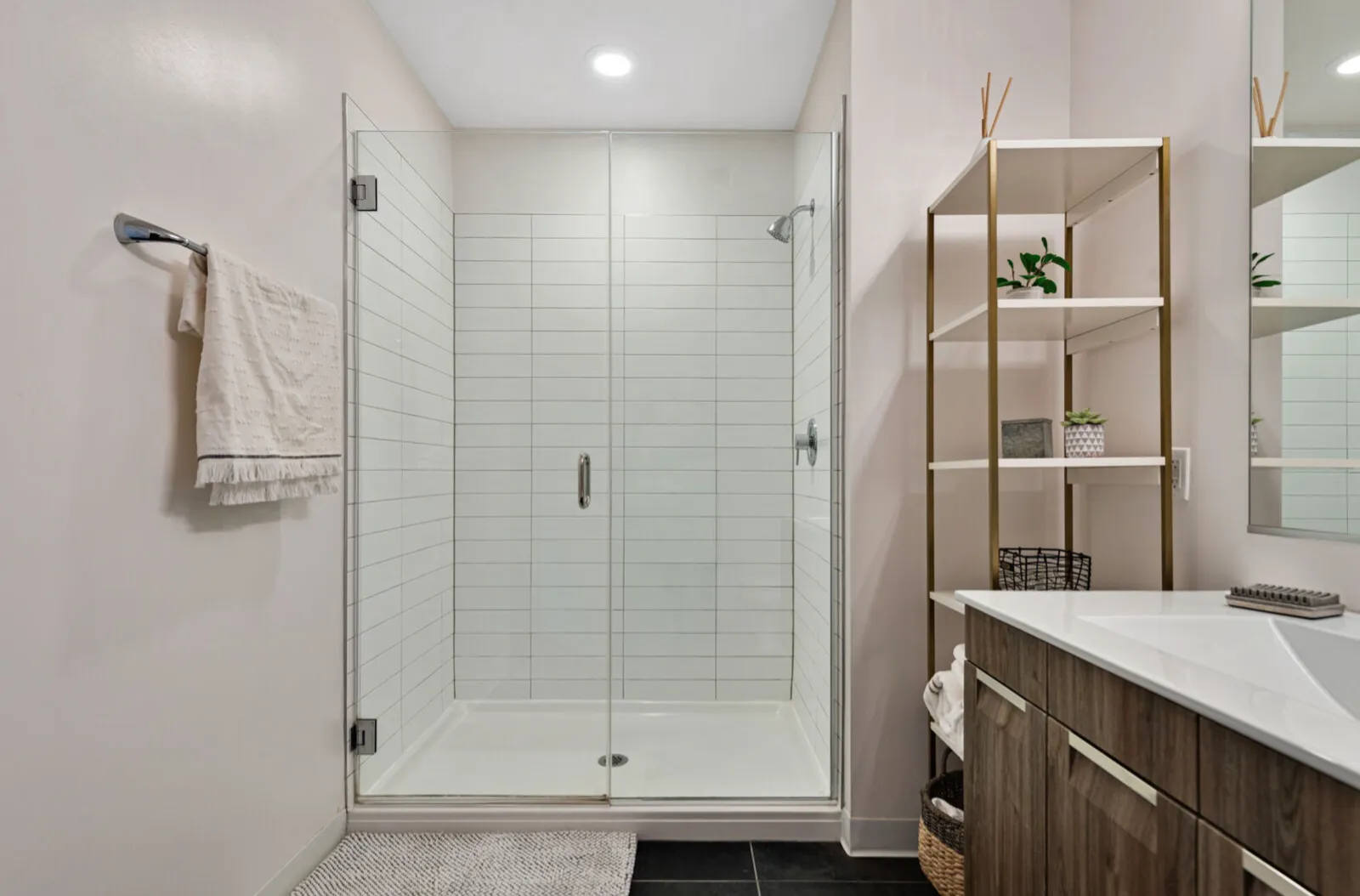 1980 N Milwaukee Ave, ,  60647, USA 60647-unit#CONVERTIBLE-Chicago-IL