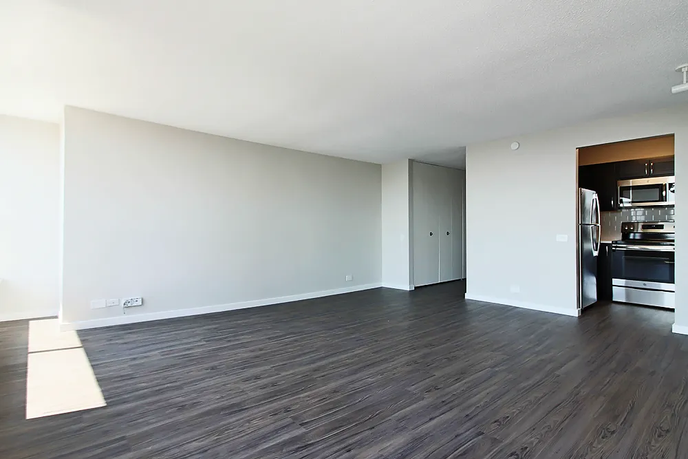 Presidential Towers, 555 W Madison St, ,  60661, USA 60661-unit#STUDIO 07-Chicago-IL