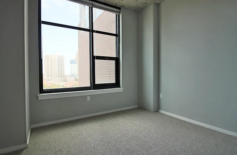 150 W Roosevelt Rd, ,  60605, USA 60605-unit#1/1 + DEN-Chicago-IL