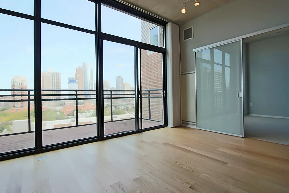 150 W Roosevelt Rd, ,  60605, USA 60605-unit#1/1 + DEN-Chicago-IL