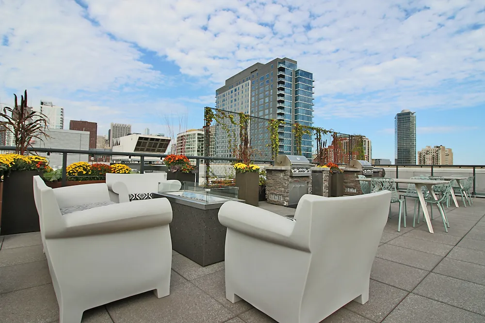 150 W Roosevelt Rd, ,  60605, USA 60605-unit#1/1 + DEN-Chicago-IL