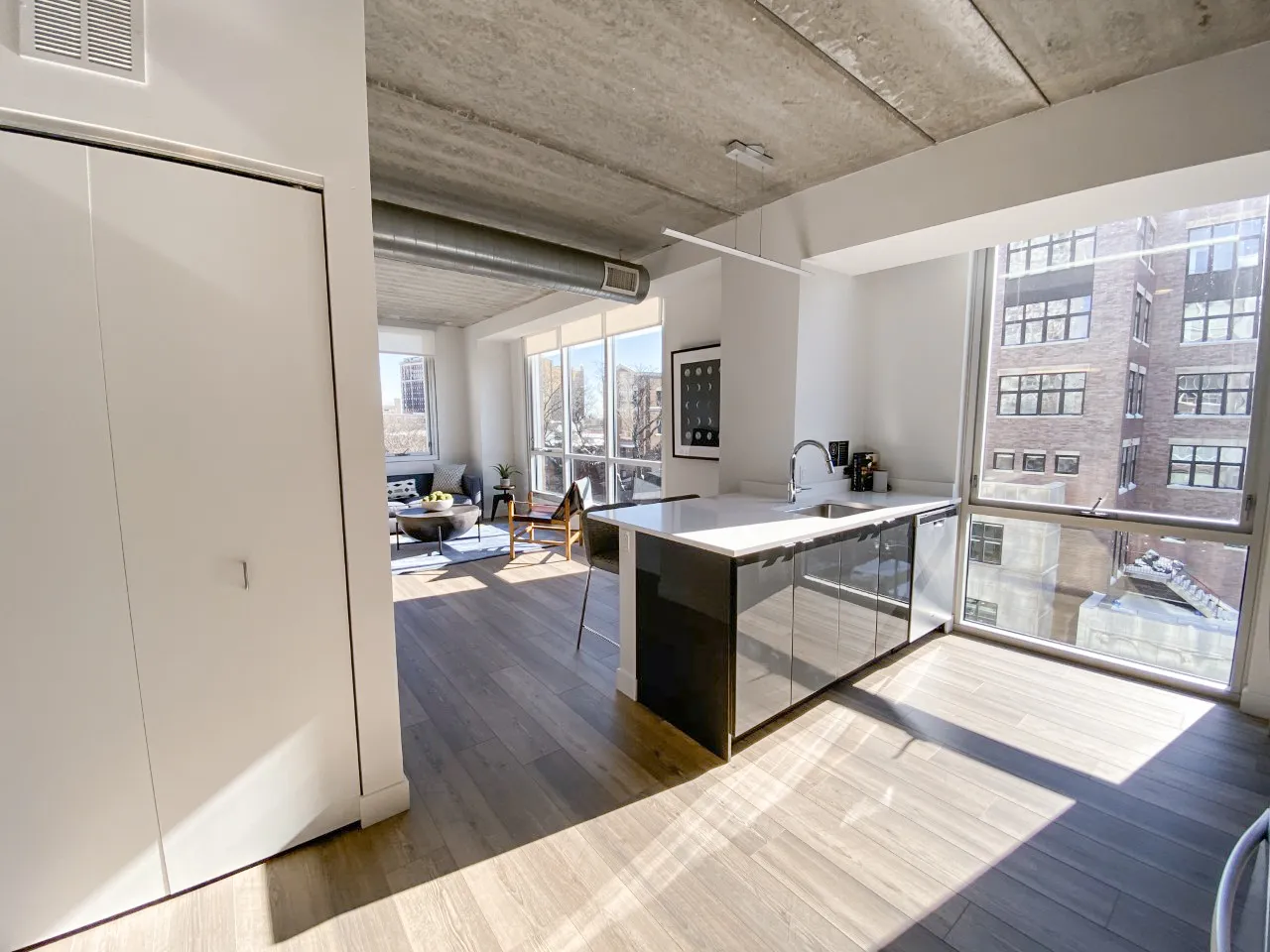 734 W Sheridan Rd, , 60613, USA 60613-unit#1/1-Chicago-IL