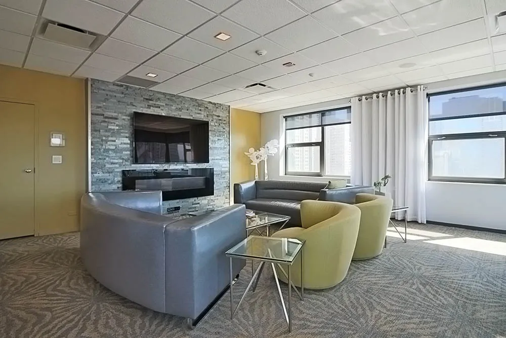77 W Huron St, , 60654, USA 60654-unit#3/2.5-Chicago-IL