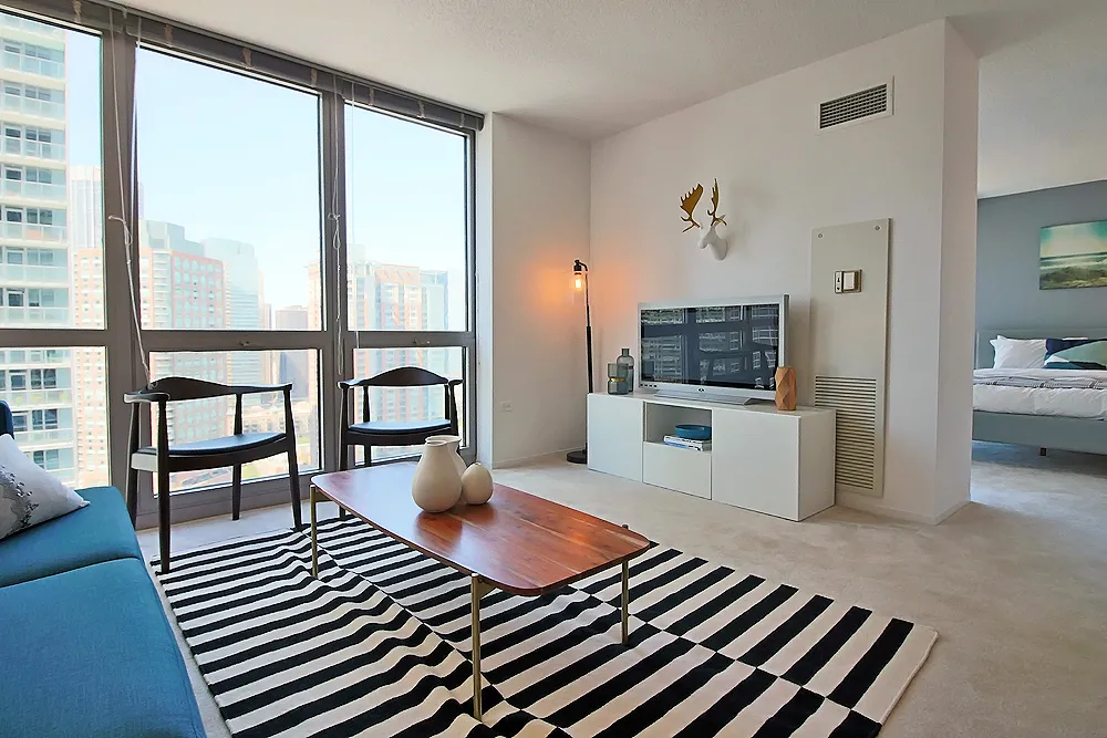 400 East South Water Street, ,  60601, USA 60601-unit#CONVERTIBLE-Chicago-IL