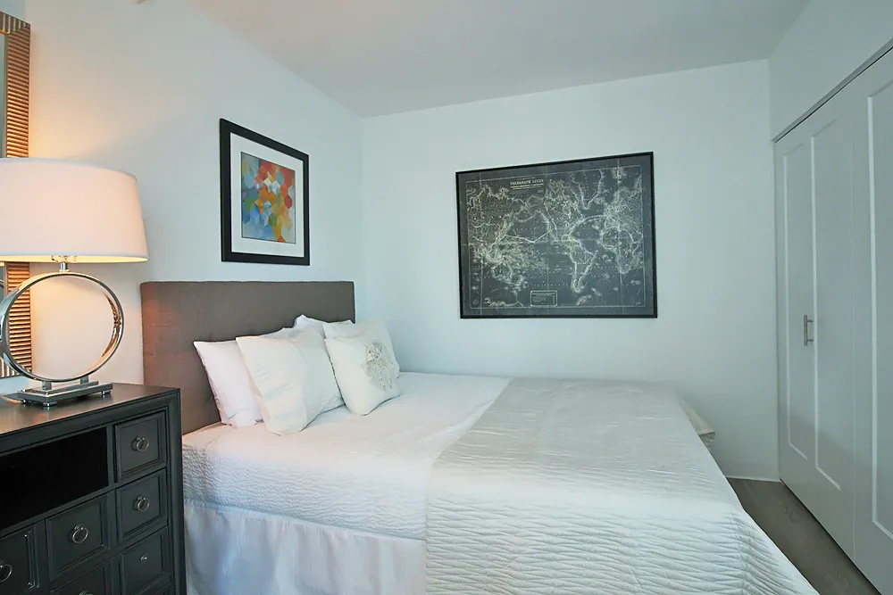 637 N Wells St, ,  60654, USA 60654-unit#CONVERTIBLE-Chicago-IL