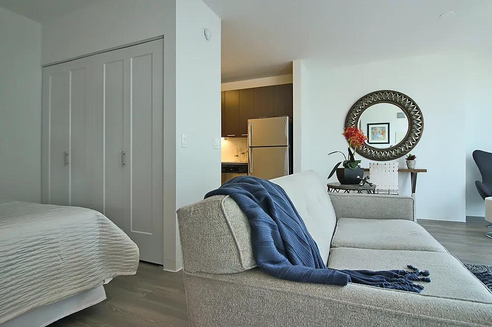 637 N Wells St, ,  60654, USA 60654-unit#CONVERTIBLE-Chicago-IL