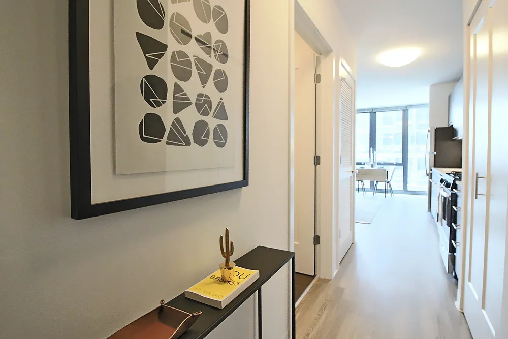 637 N Wells St, ,  60654, USA 60654-unit#STUDIO-Chicago-IL