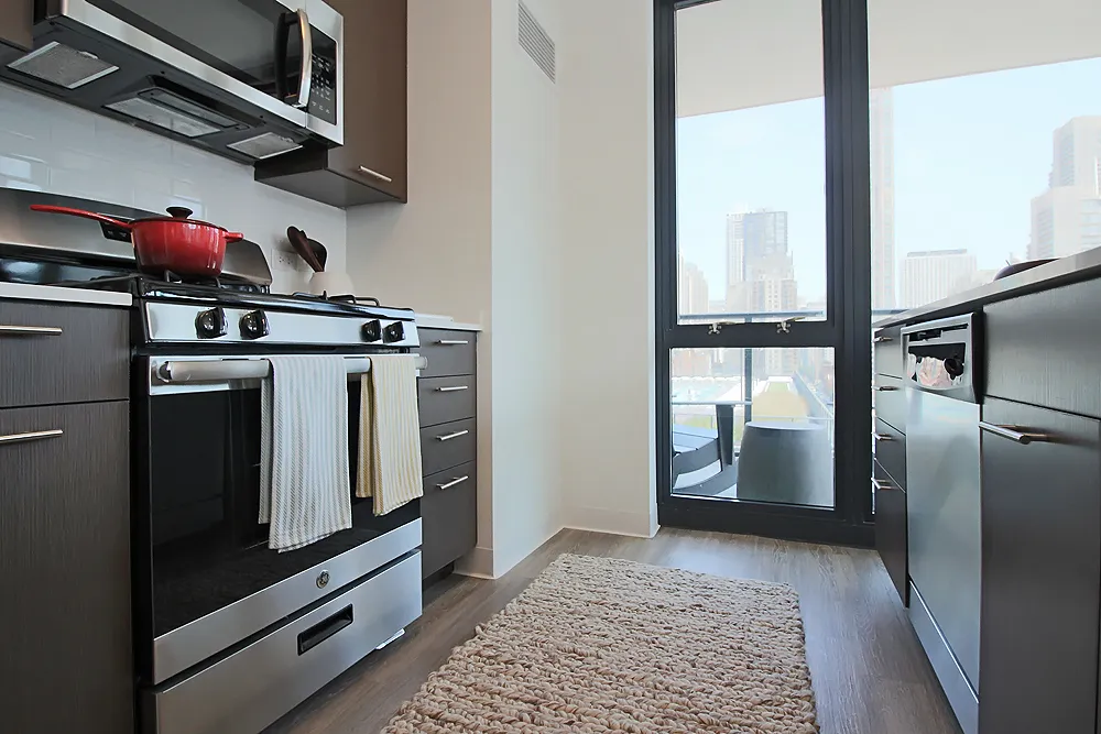 637 N Wells St, ,  60654, USA 60654-unit#2/2-Chicago-IL