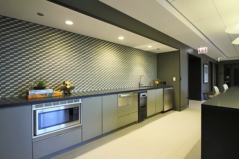 637 N Wells St, ,  60654, USA 60654-unit#JR 1/1-Chicago-IL