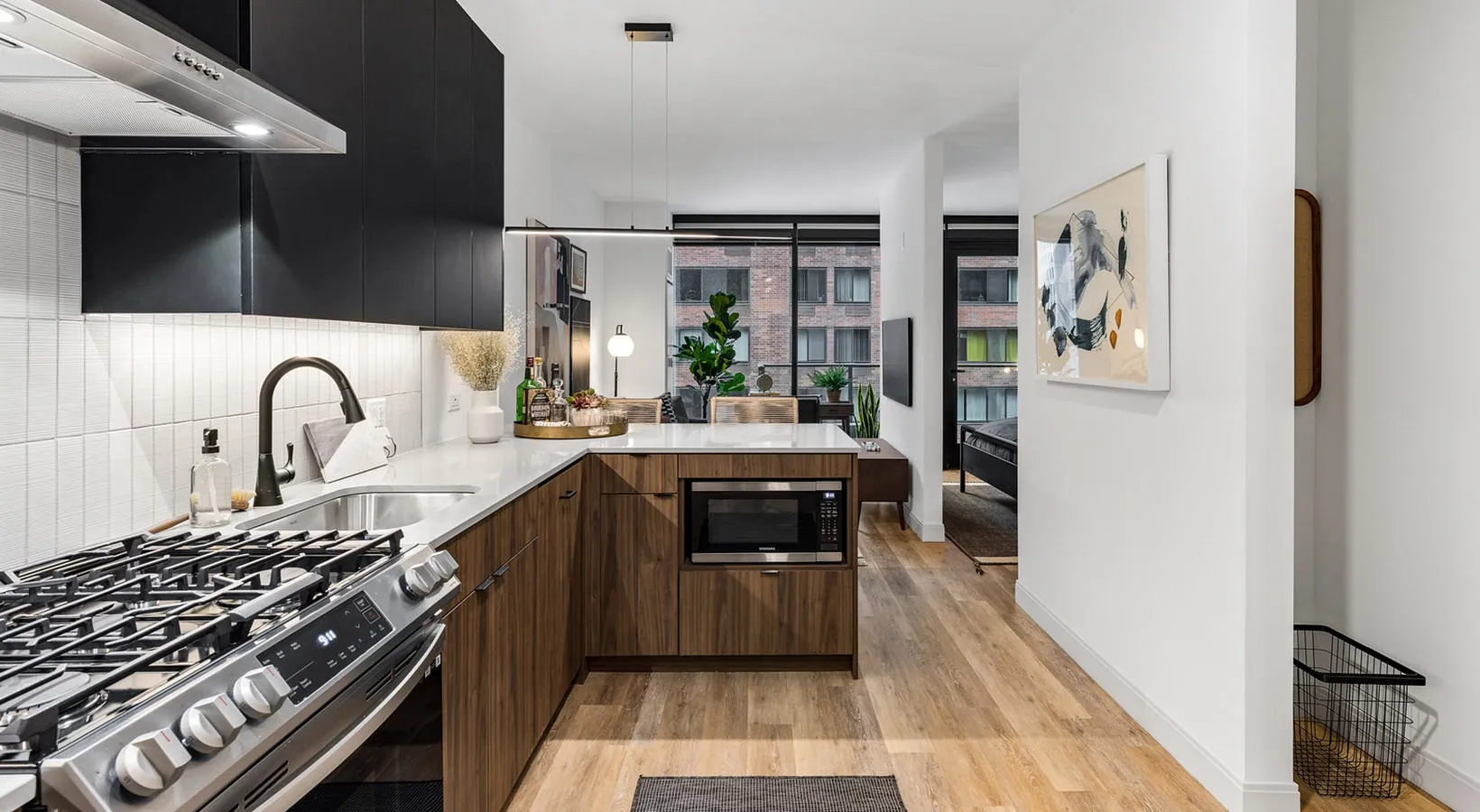 218 E Grand Ave, , 60611, USA 60611-unit#CONVERTIBLE-Chicago-IL