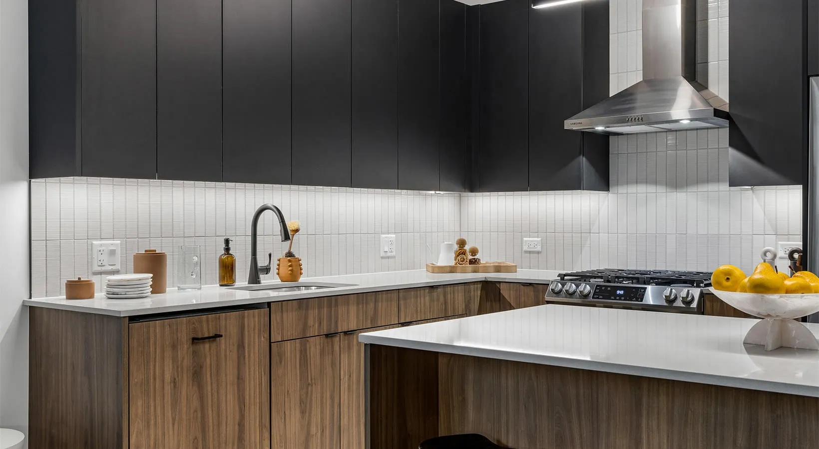 218 E Grand Ave, ,  60611, USA 60611-unit#1/1 + DEN-Chicago-IL