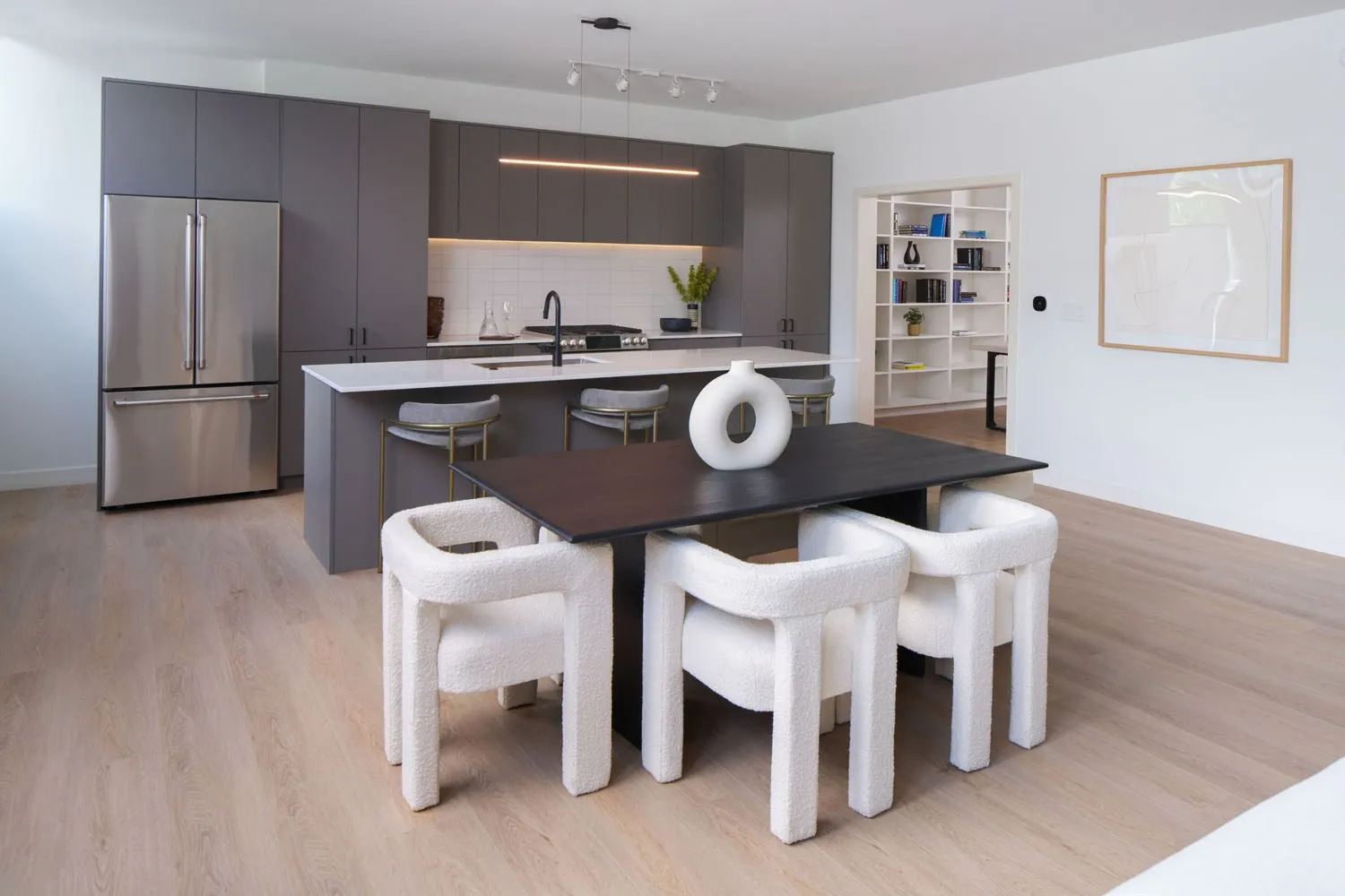 1105 Pleasant St, , 60302, USA 60302-unit#2/2.5 + DEN TOWNHOME-Oak Park-IL