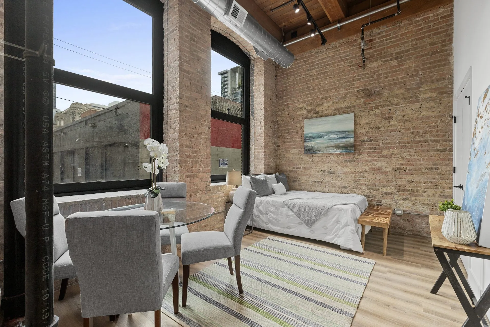 153 W Ohio St, ,  60654, USA 60654-unit#STUDIO-Chicago-IL