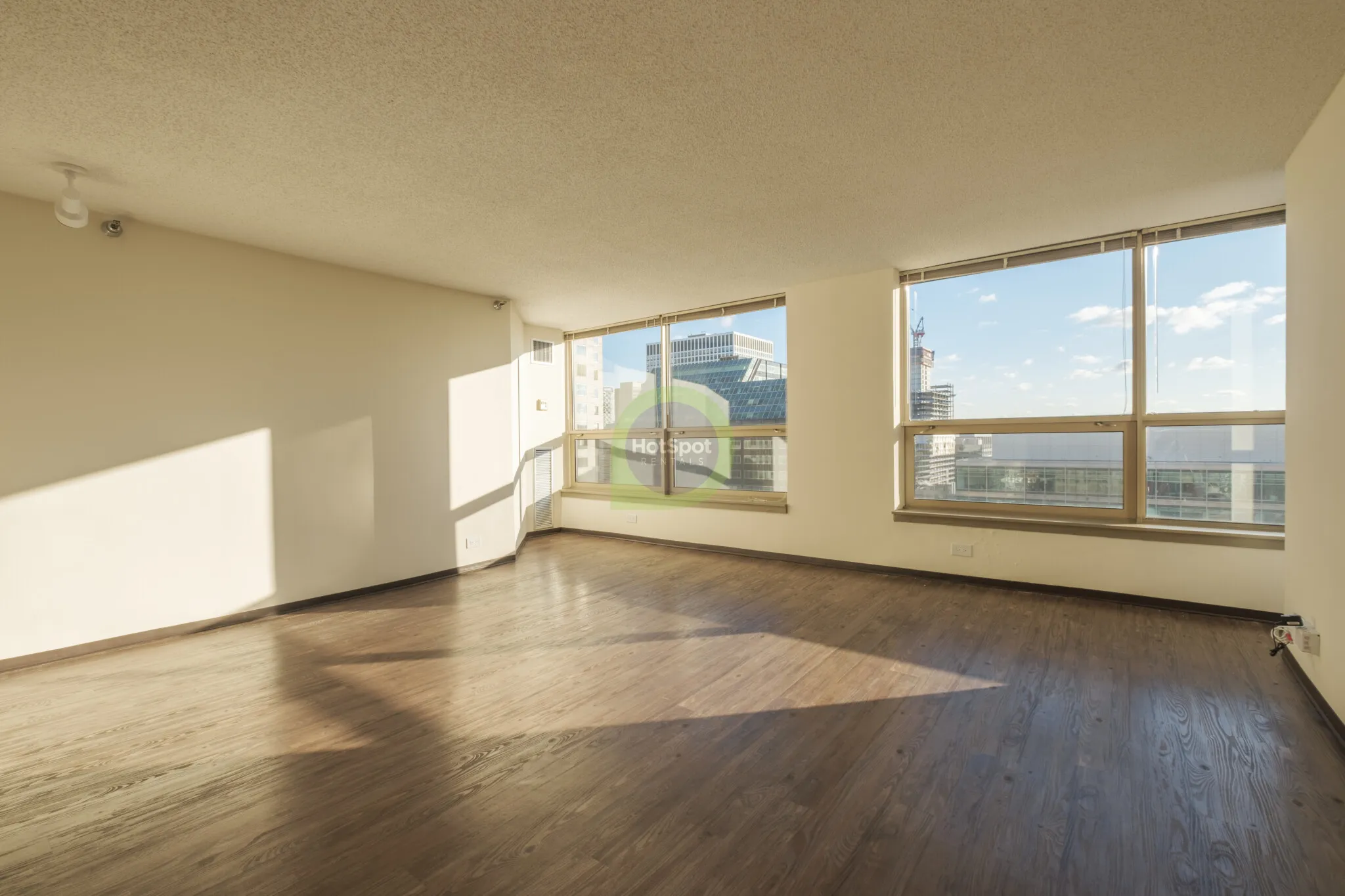 Presidential Towers, 555 W Madison St, ,  60661, USA 60661-unit#STUDIO 07-Chicago-IL