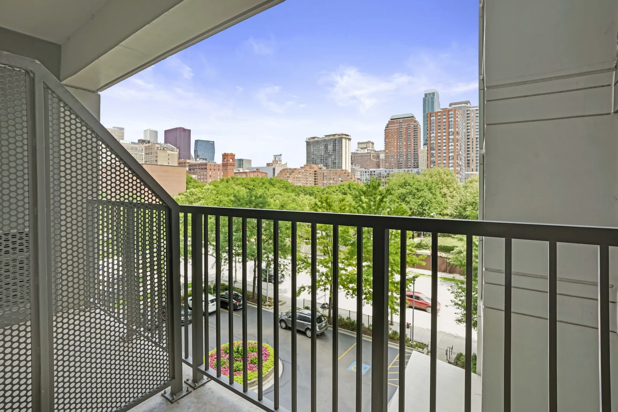 900 S Clark St, , 60605, USA 60605-unit#CONVERTIBLE-Chicago-IL