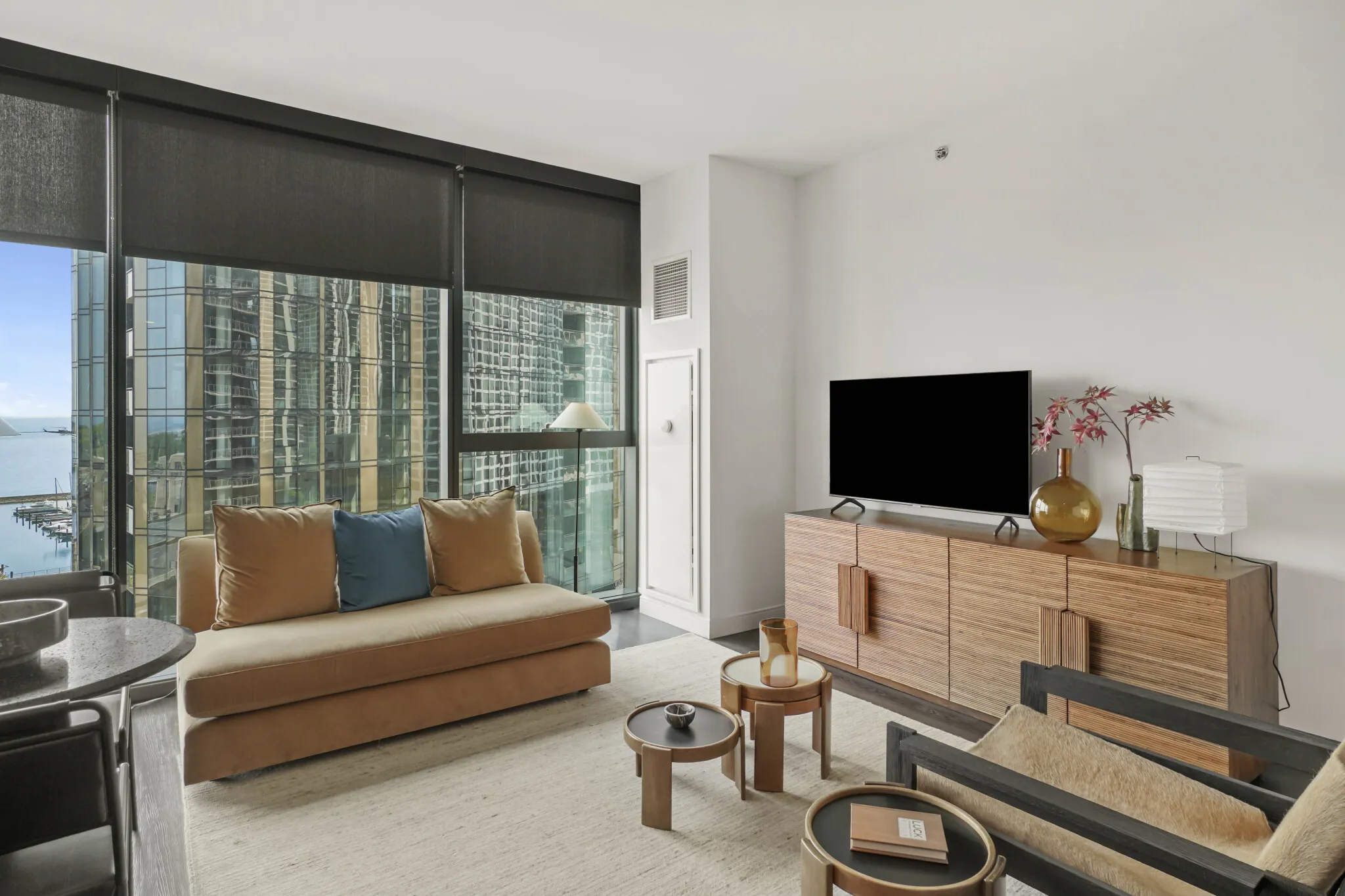 455 E Waterside Dr, ,  60601, USA 60601-unit#CONVERTIBLE-Chicago-IL