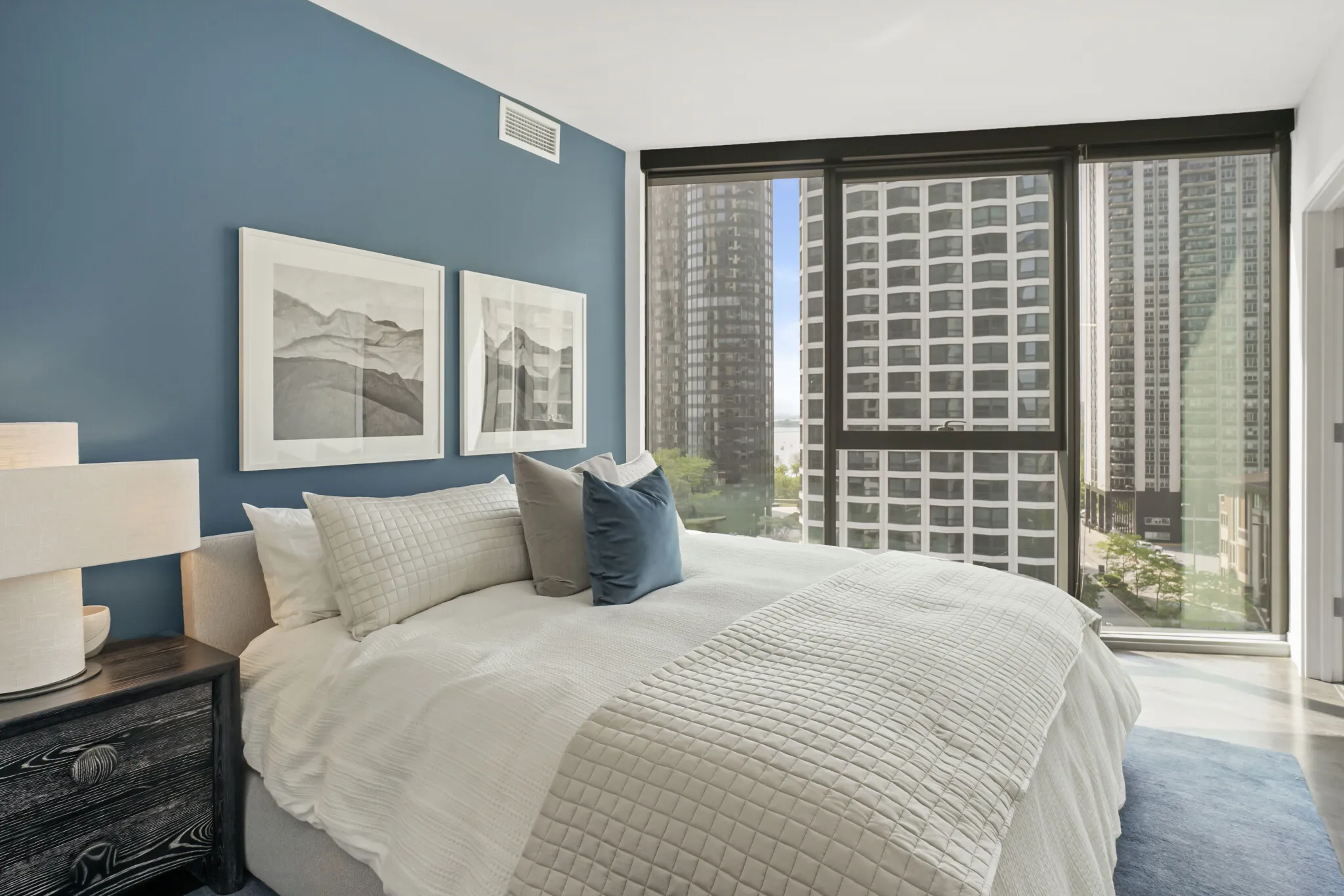 455 E Waterside Dr, , 60601, USA 60601-unit#3/2-Chicago-IL